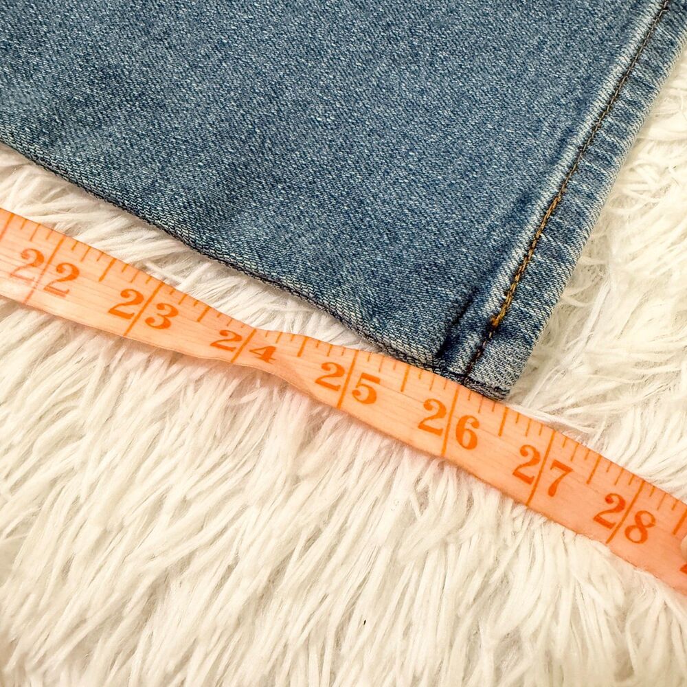 Levi's Strauss Signature Heritage High Rise Straight Leg Jean in Blue Sz W30 - Picture 3 of 8